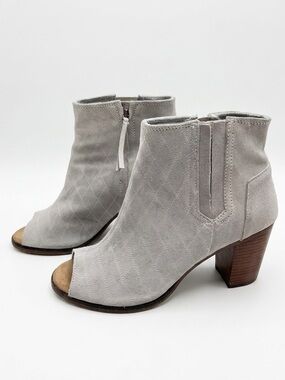 TOMS Majorca Grey Quilted Suede Peep Toe Ankle Booties Heel Size 11